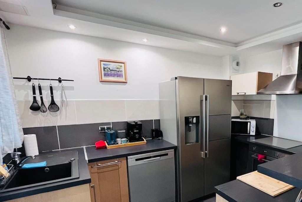 Appartement Proche Centre Ville Avec Parking Gratuit Annecy Exterior photo