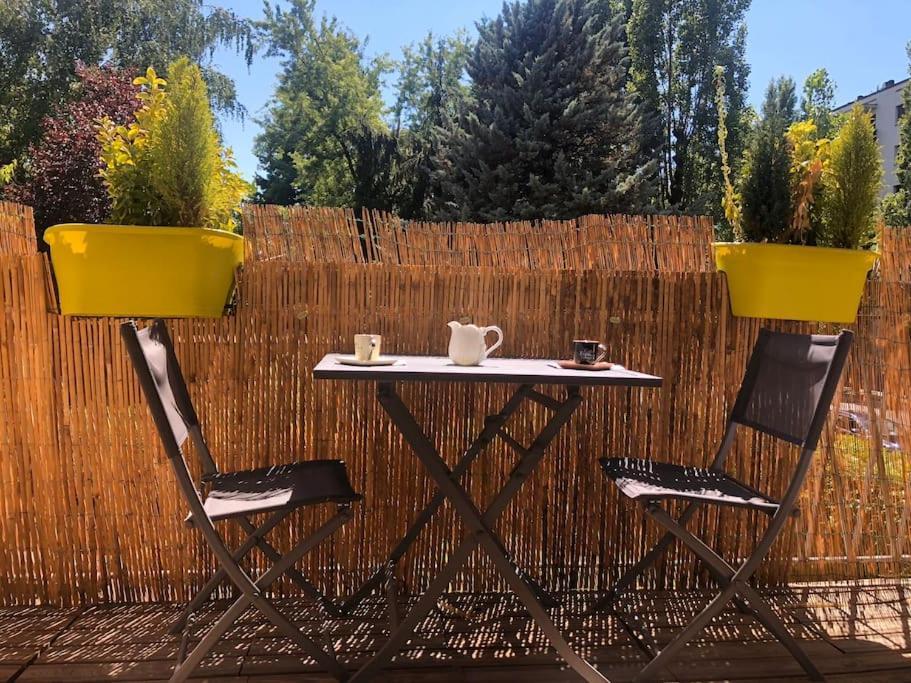 Appartement Proche Centre Ville Avec Parking Gratuit Annecy Exterior photo